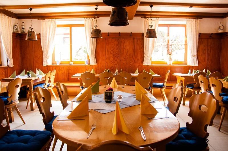 Zur Frischen Quelle Hotel Oberasbach Buitenkant foto